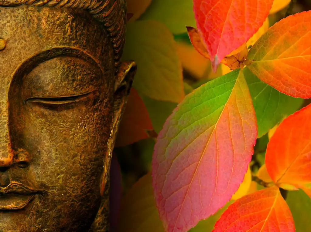 best meditating statues